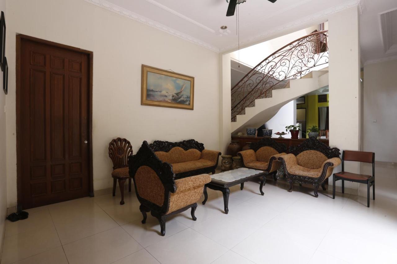 Oyo 93380 Penginapan Mangkoe Barokah Tanah Grogot Luaran gambar